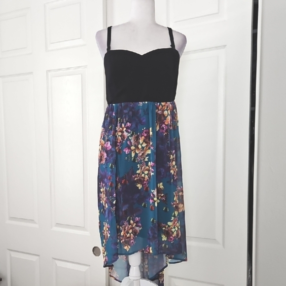 torrid Dresses & Skirts - Torrid NWT Strapless Floral Dress